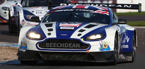 Beechdean AMR-Aston MArtin Vabtage V12 GT3 - www.britishgt.con