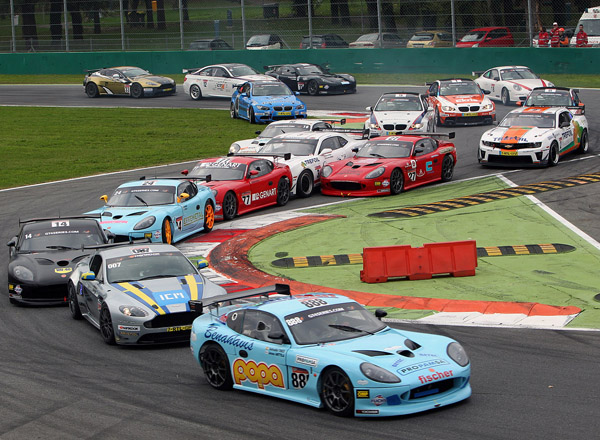 gt4esstartmonza.jpg